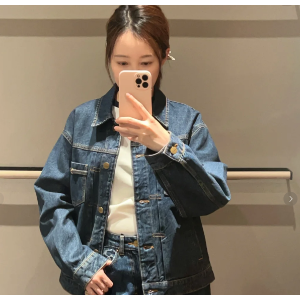 Coach美衣 牛仔外套$275、T恤$84！