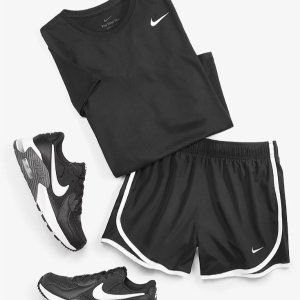 Up to 70% OffNike Flash Sale