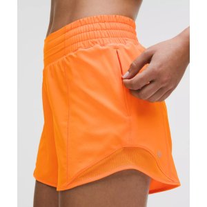 LululemonHotty Hot 高腰运动短裤 4