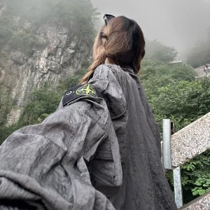 Stone Island 好价来袭！爆款针织开衫$593