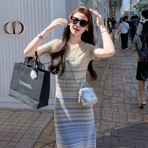法风三姐妹狂甩🍃Sandro淡蓝连衣裙$135！格纹上衣$107