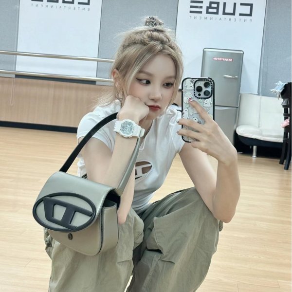 镂空T恤 宋雨琦同款