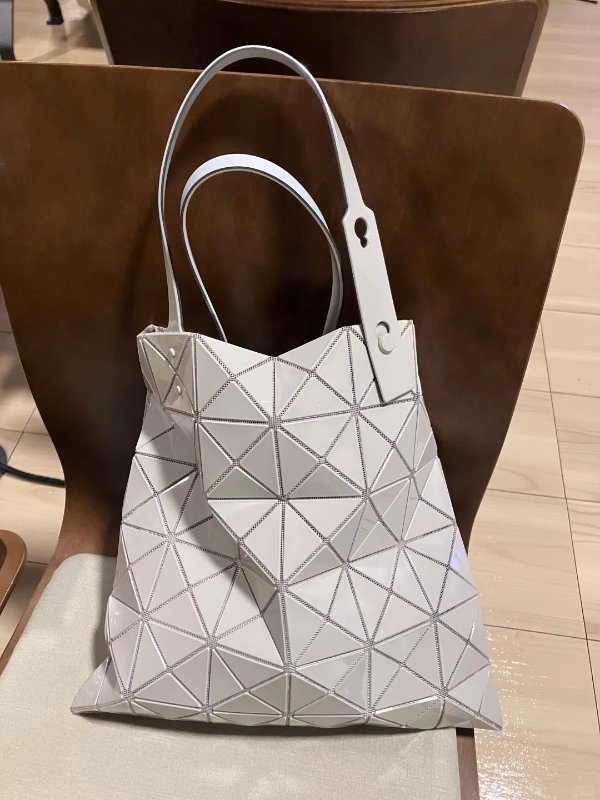 Bao Bao Lucent 黑色托特包@啾老板