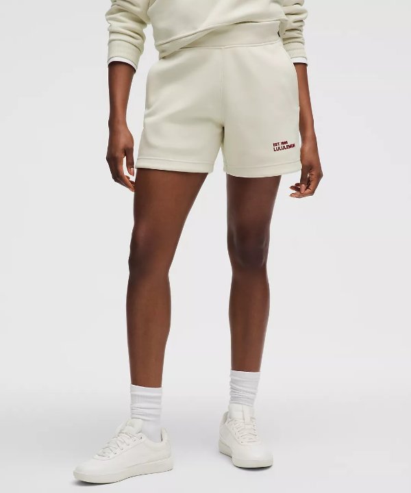 Heavyweight Fleece 运动短裤 5英寸