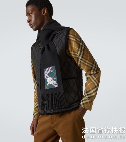 Burberry战马羊绒围巾