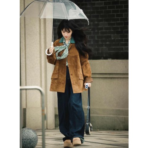 UGG$100 off $250Classic Ultra Mini Platform Boot