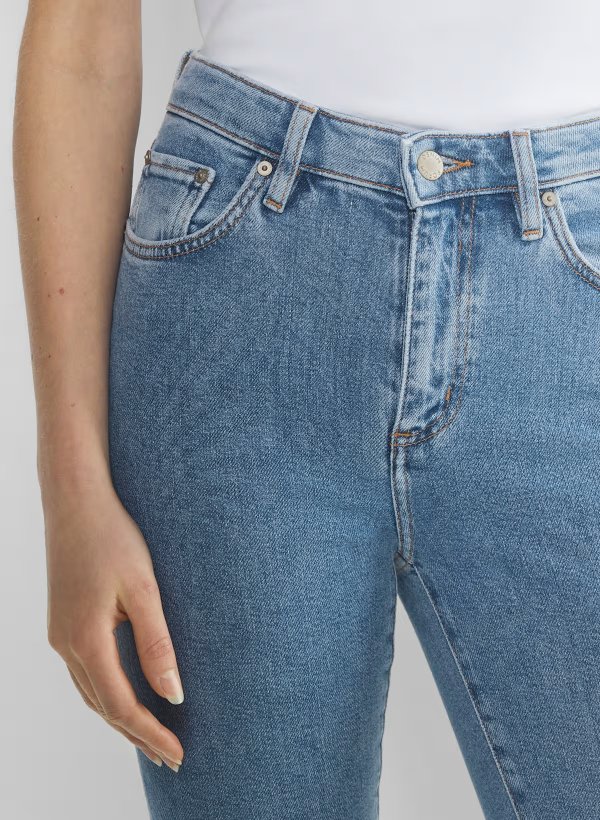 Nyla 高腰紧身牛仔裤