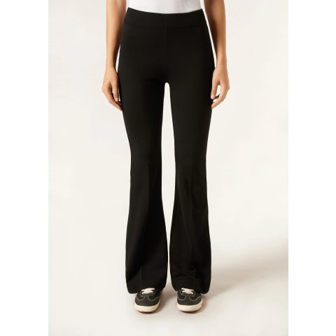 Calzedonia修身微喇裤