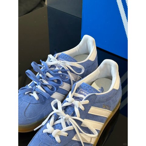  GAZELLE 蓝色德训鞋