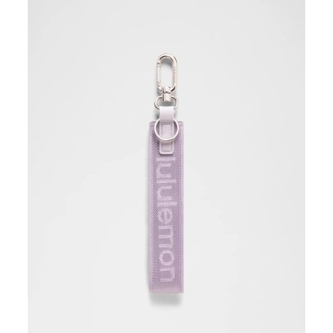 lululemonNever Lost 金属钥匙链