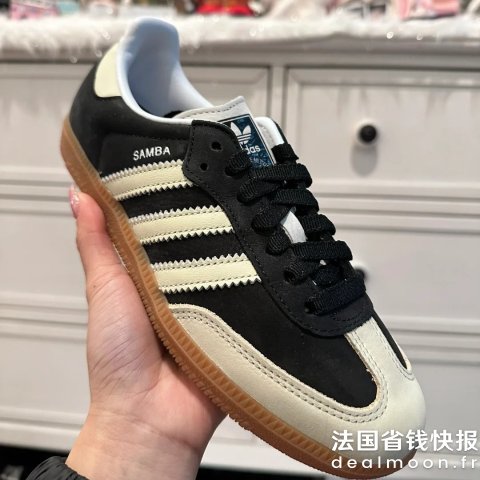 Adidas这双配色太美了 @超甜AmberSAMBA OG W 经典款