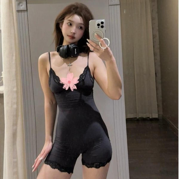 Triangle 连体衣@管管我