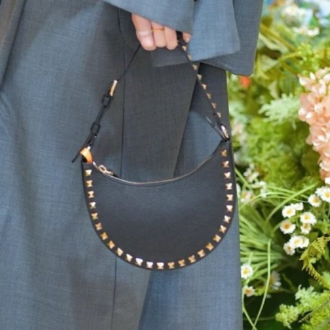 VALENTINO GARAVANIValentino Rockstud 迷你手袋 小牛皮@CHENCHEN