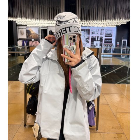 Arcteryx BETA SL 女款防水夹克