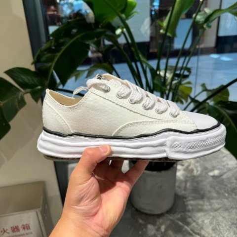 Mihara YasuhiroPeterson 溶解鞋