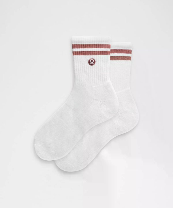 Daily Essential 条纹中筒袜