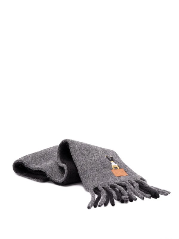 限定款纯色围巾