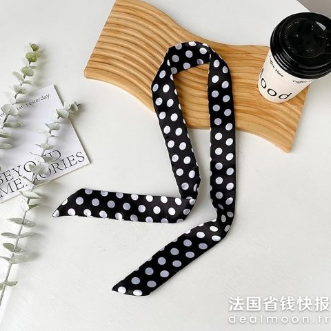 衣服基础，配饰就不基础小丝点丝巾 长款缎面