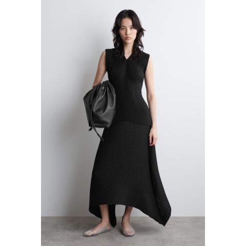 Voluminous 褶皱中长裙