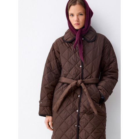 Pieces带腰带彼得潘领夹克 钻石绗缝