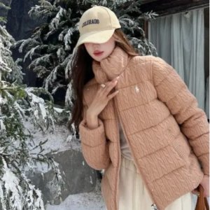 1折起！€15收某鸟平替羽绒