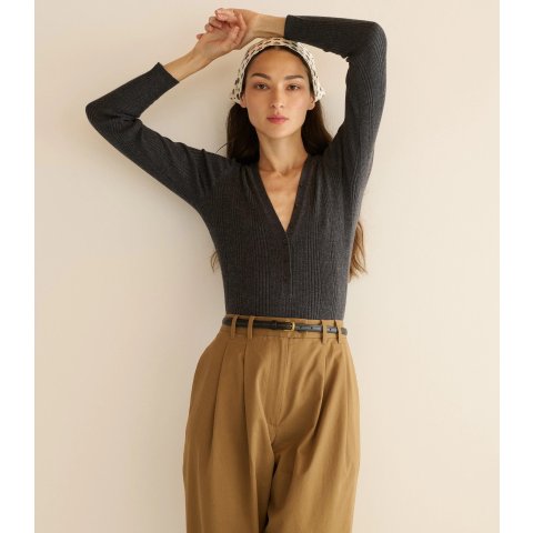 ALBANIE 女士上衣