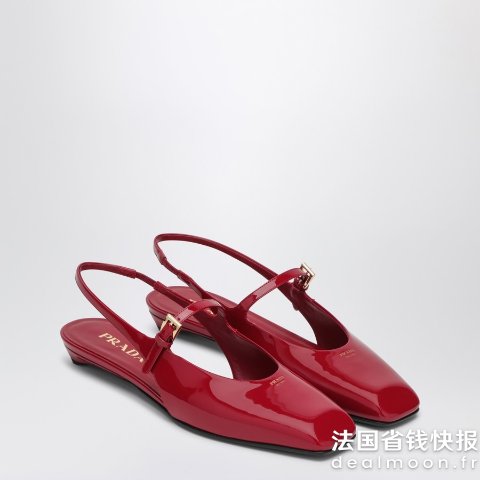 Prada樱桃漆皮女单鞋