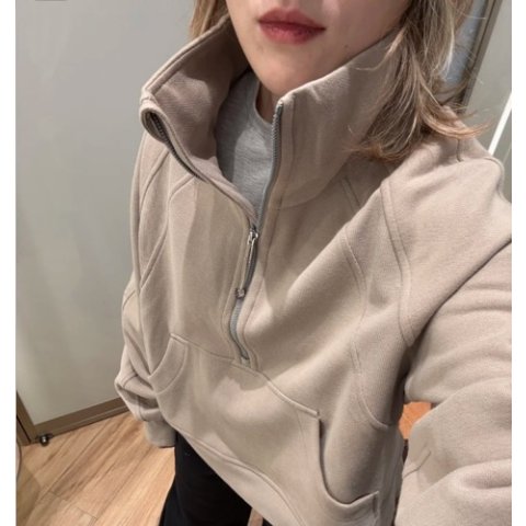 Lululemon暖褐灰好高级！@JennyWang_Scuba 高领半拉链卫衣