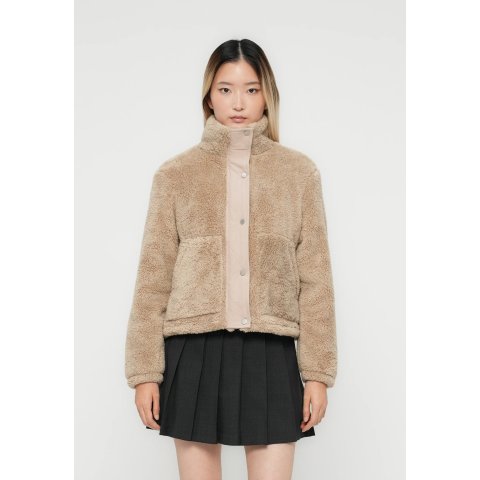 冬季抓绒夹克 米色