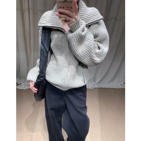 羊毛高领毛衣