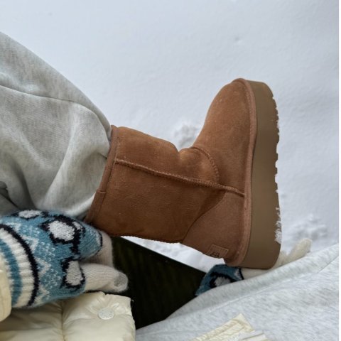 UGGDamen Essential 短靴