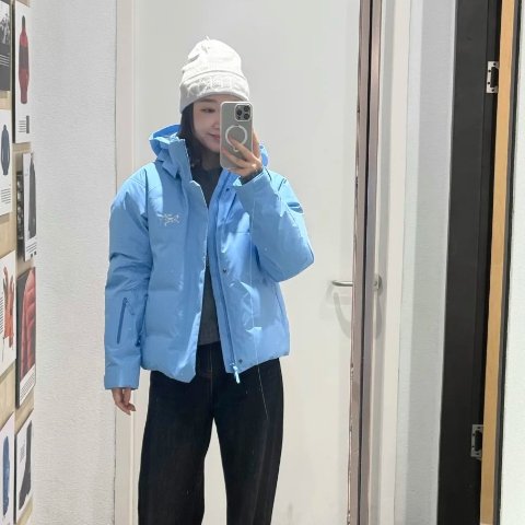 Andessa 女款羽绒服 蓝色