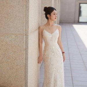 Up to 60% OffCETTIRE Self-Portrait Sale