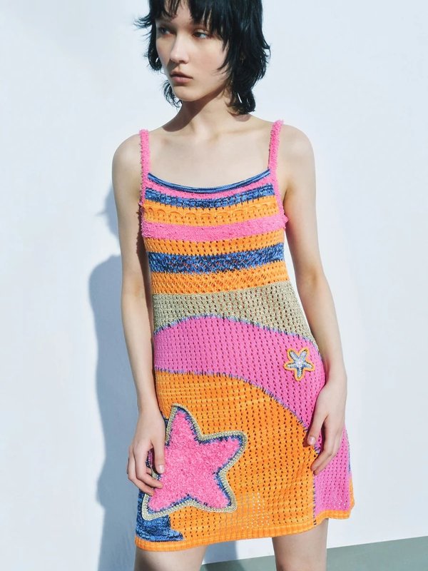 Knitted 吊带连衣裙