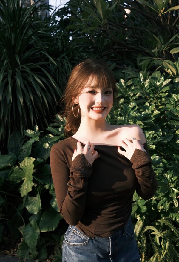 City Chic Core 长袖针织T恤