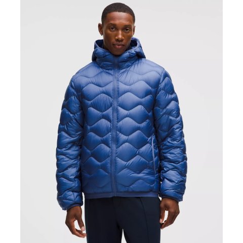 Featherweight 900蓬羽绒连帽夹克