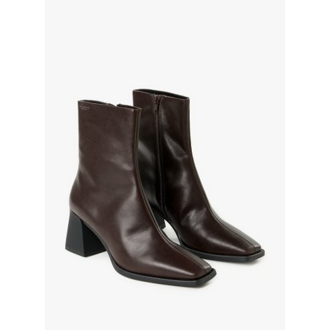 方头皮革短靴 棕色