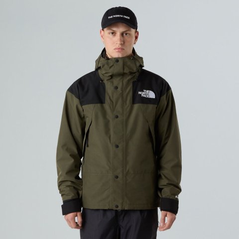 GORE-TEX 冲锋衣