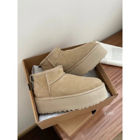 UGG厚底靴 