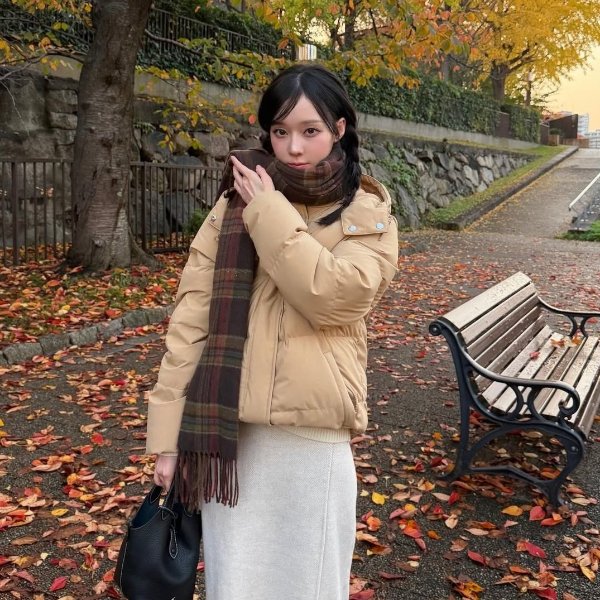 羽绒服 金冬天、郑秀晶同款