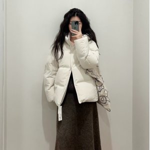 7折起+满减€10 封面€109.9