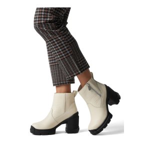 SorelCaribou X Chelsea Boot Women