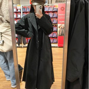  女士长款单排扣大衣