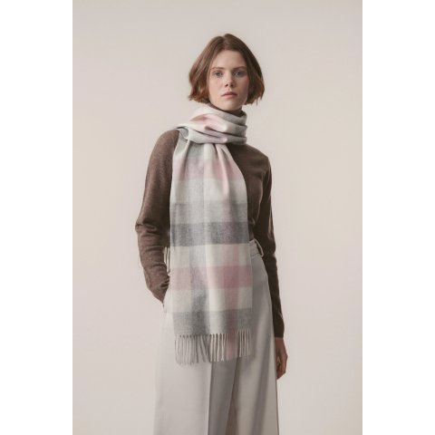 5 Square Cherub 羊绒围巾