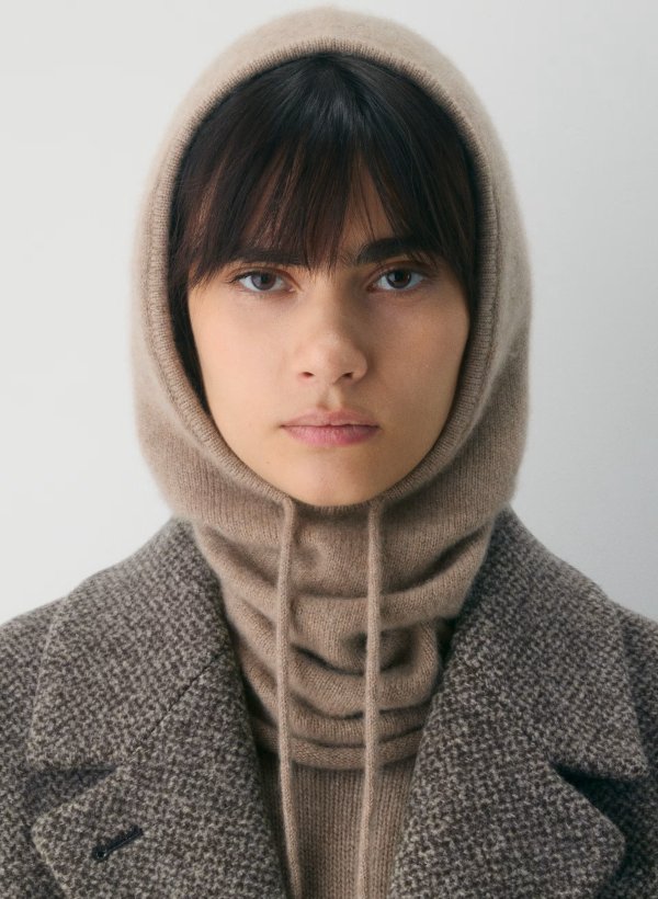 羊绒连帽围脖