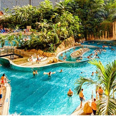 2人带过夜Tropical Islands 双人旅行券