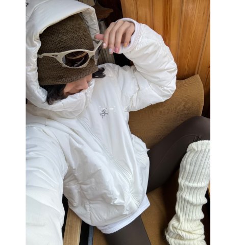 Arc teryxATOM HOODY 夹克