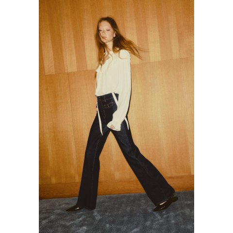 H&M版型超好！全尺码有货喇叭牛仔裤 深蓝色