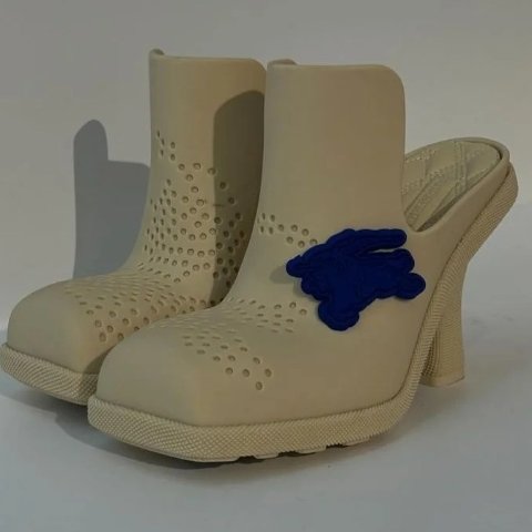 Highland 黄色橡胶穆勒鞋@Catherina