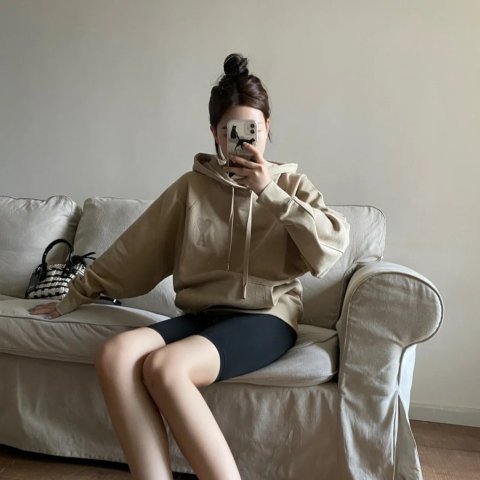 Ami ParisAmi Paris 奶茶色卫衣